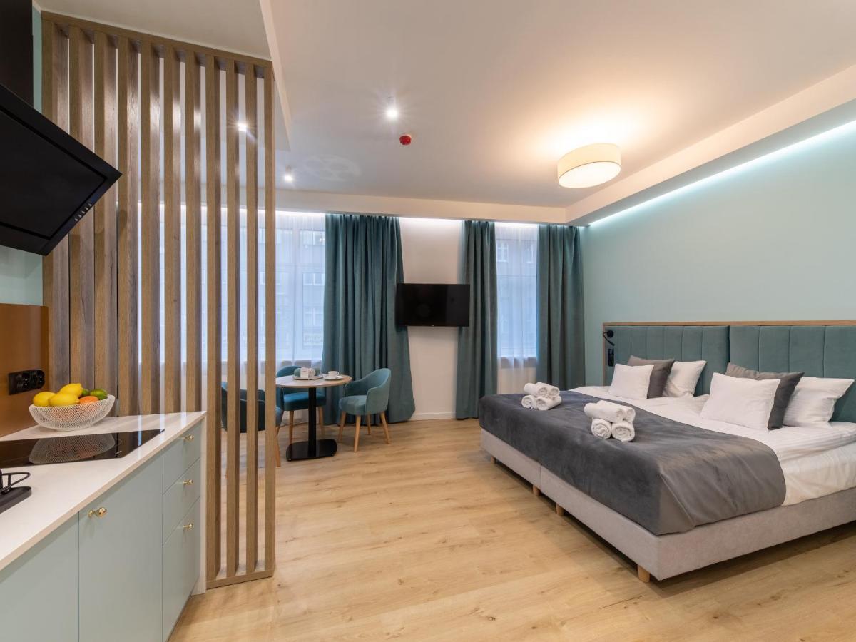 Aparthotel Square *